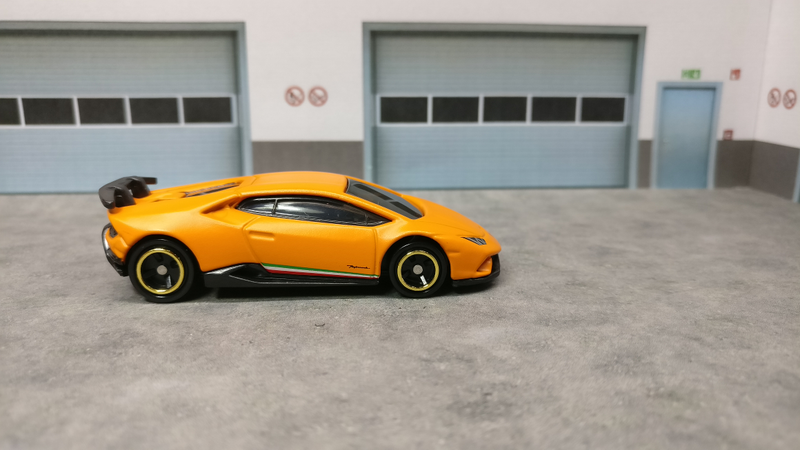 Illustration for article titled Fast and Furious Fridays- Tomica Huracan Performante